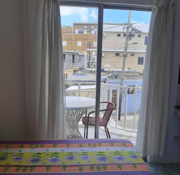 استودیوی استاندارد, Obelix Apartment