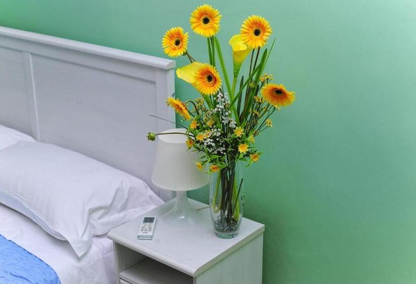 4인용 스탠다드 룸, Raggio Di Luna