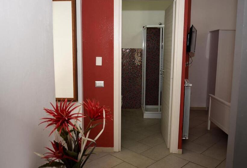 Номер Deluxe, Raggio Di Luna