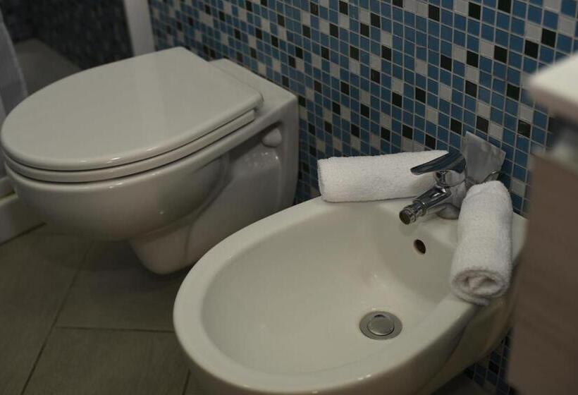 디럭스 트리플 룸, Raggio Di Luna