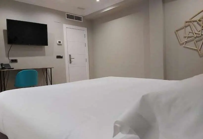 اتاق استاندارد, Micampus Burgos Centro Student Residence