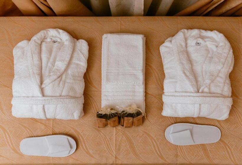 سوییت جونیور, La Foresteria Di Palazzo Picedi Benettini