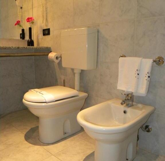 חדר סטנדרט, Arcotel