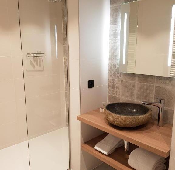 家庭间, C Hotels Helios