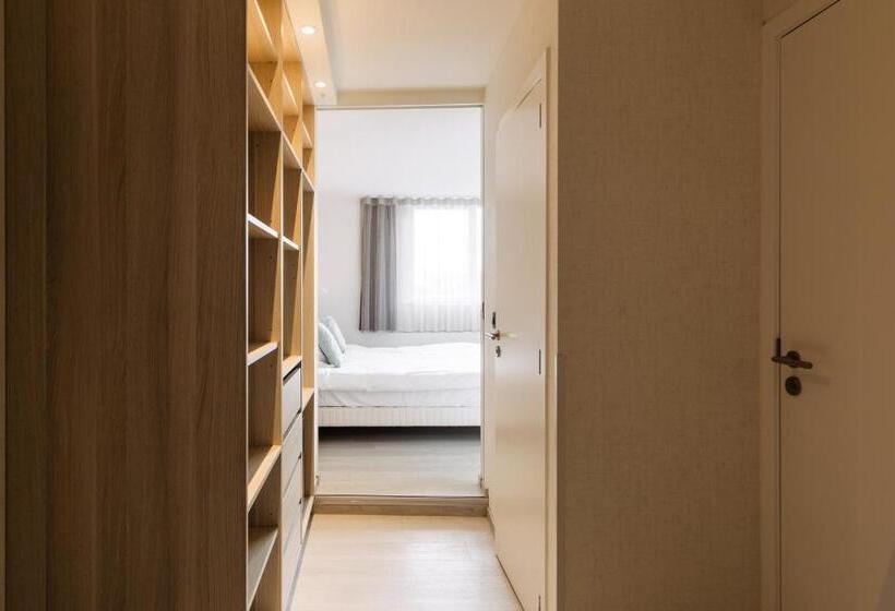 家庭间, C Hotels Helios