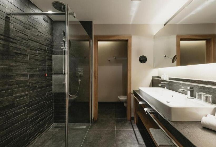 Полулюкс, Eco & Wellness Boutique Hotel Sonne