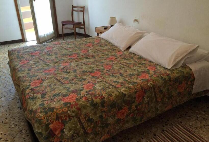 스탠다드 발코니 룸, Aurora