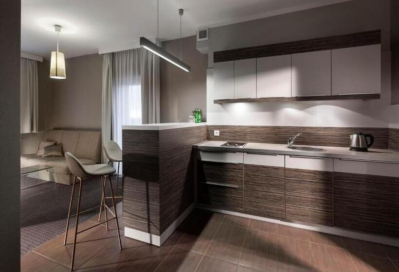 带阳台套房, Beethoven