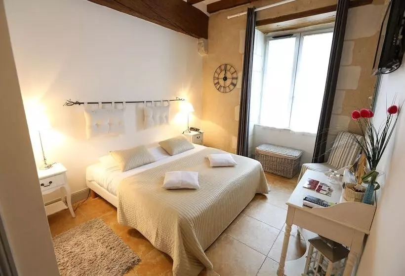 スタンダードルーム, Hôtel Restaurant Chambre Insolite Spa   Le Xii De Luynes