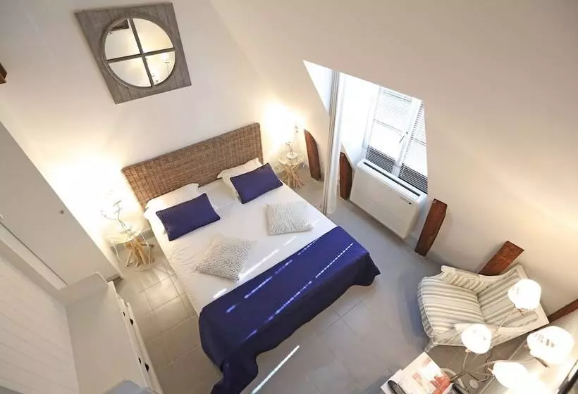 スタンダードルーム, Hôtel Restaurant Chambre Insolite Spa   Le Xii De Luynes