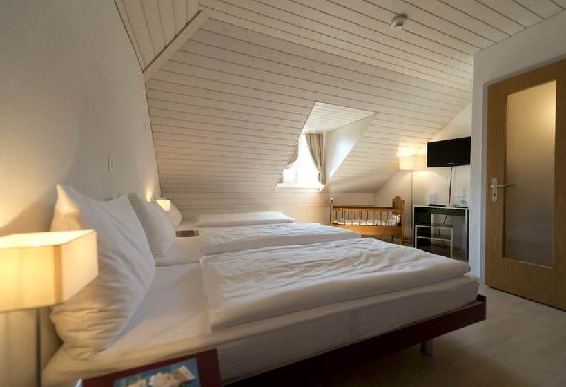 Pokój Rodzinny, Bären Self Check In