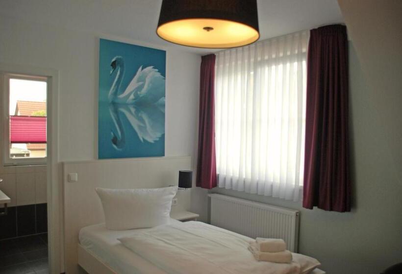 Quarto Estandar Individual, Brinckmansdorf