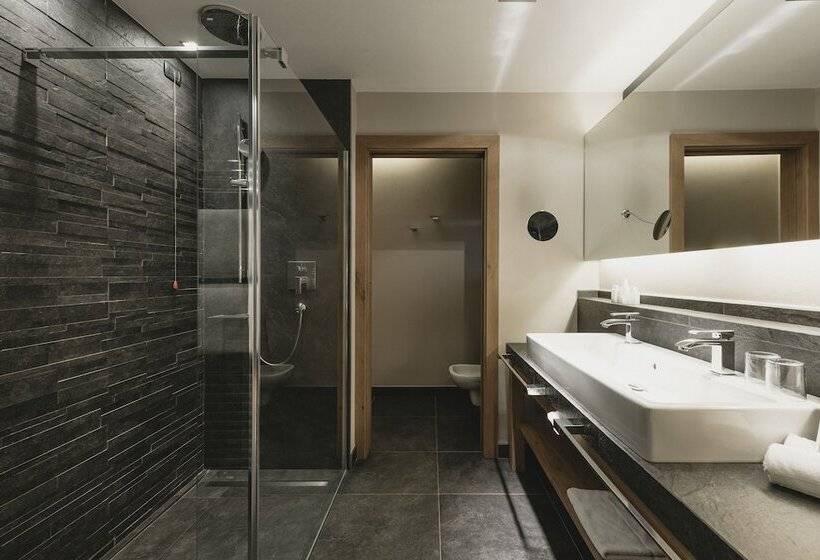 Полулюкс, Eco & Wellness Boutique Hotel Sonne