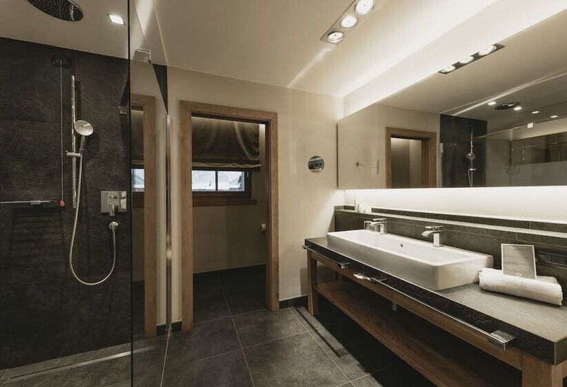 سوییت لوکس, Eco & Wellness Boutique Hotel Sonne