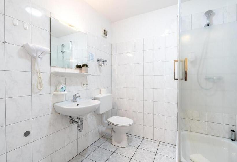 شقة غرفة واحدة, Fresh Inn