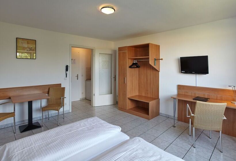 Апартаменты 1 Спальня, Fresh Inn