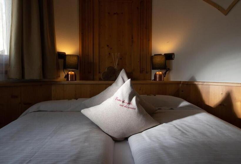 اتاق استاندارد, Galli