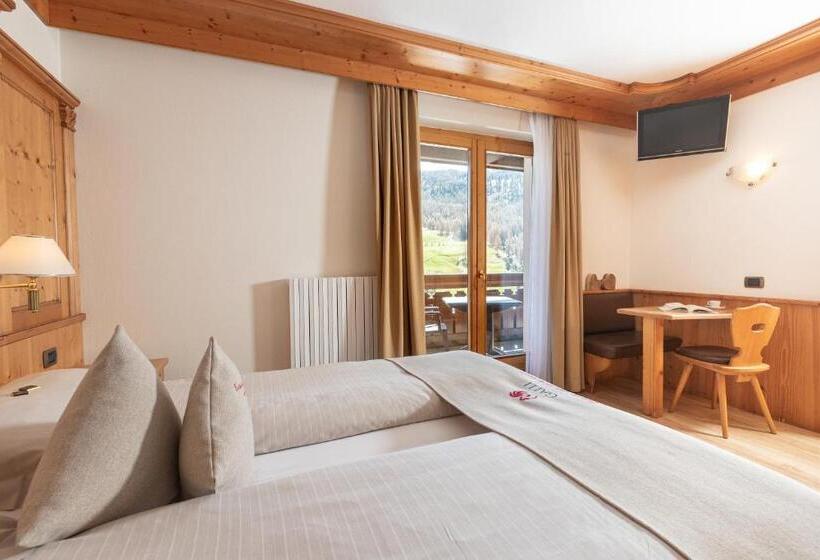 اتاق استاندارد با بالکن, Galli