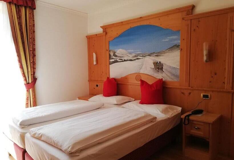 חדר סטנדרט לשלושה, Gardenia