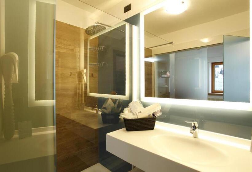 סוויטה, Gardenia