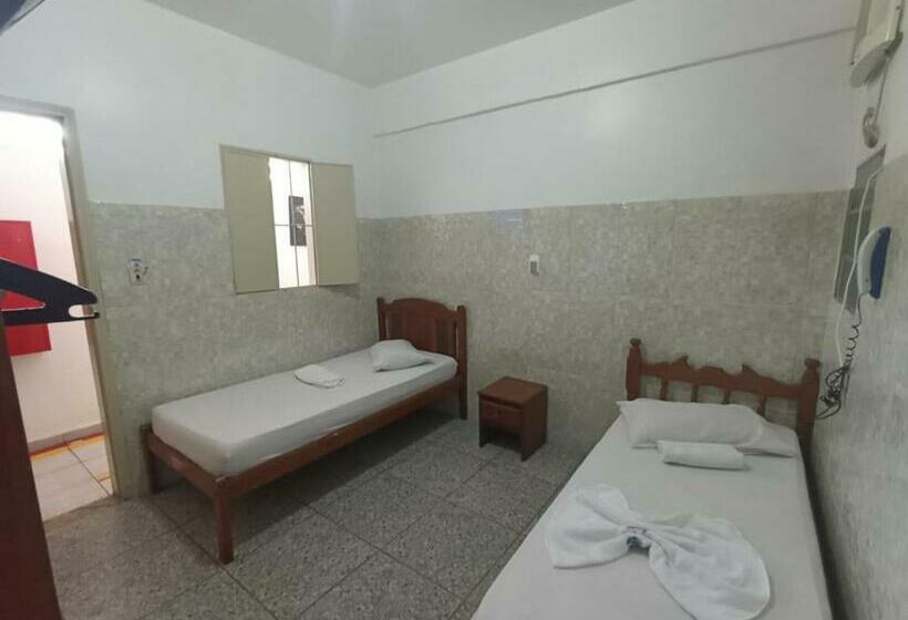 标准间, Granada Concept