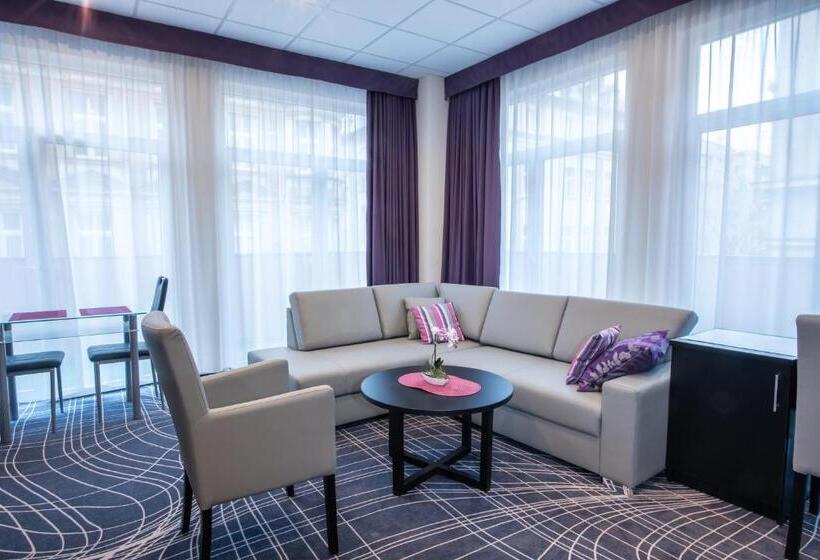 带1个卧室的豪华公寓, Skyhotelgwarna