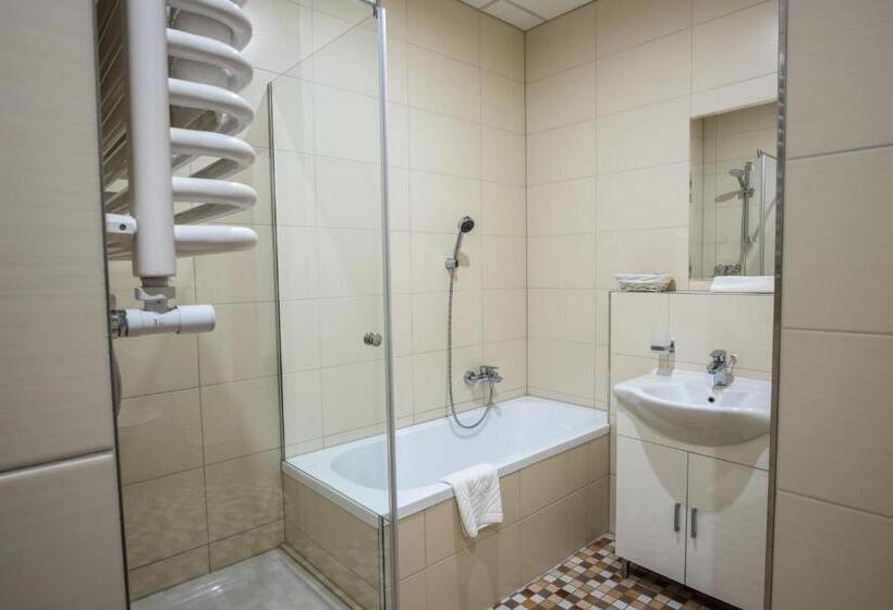 Апартаменты Deluxe 1 Спальня, Skyhotelgwarna