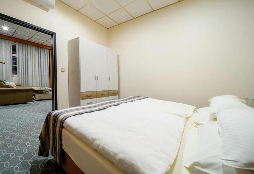 带1个卧室的豪华公寓, Skyhotelgwarna