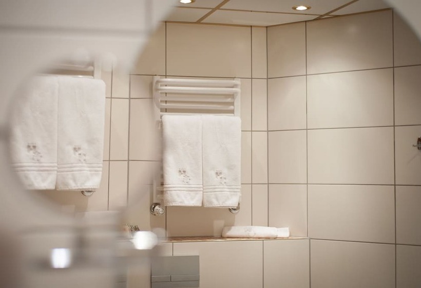 Полулюкс, Skyhotelgwarna
