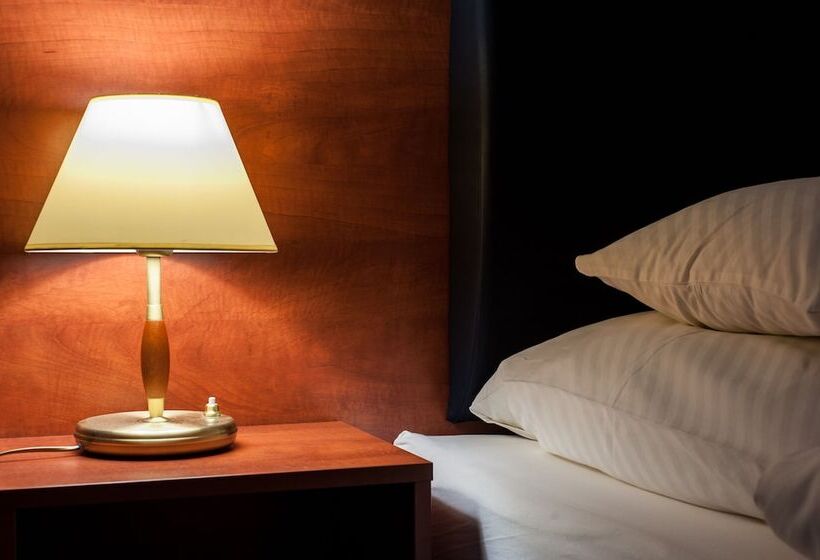 Номер Стандарт Трехместный, Skyhotelgwarna