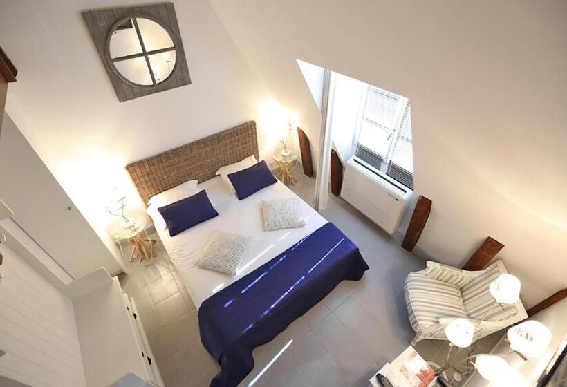 חדר סטנדרט, Hôtel Restaurant Chambre Insolite Spa   Le Xii De Luynes