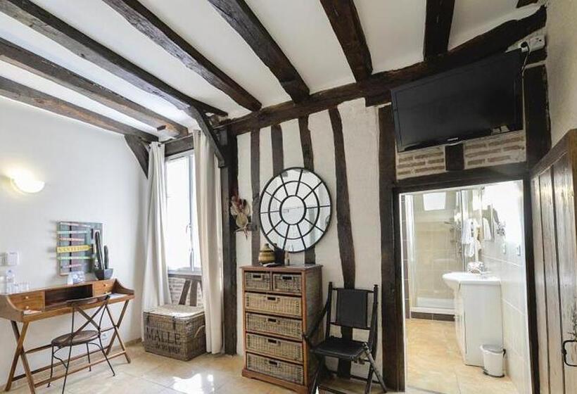 חדר סטנדרט עם מיטת קינג, Hôtel Restaurant Chambre Insolite Spa   Le Xii De Luynes