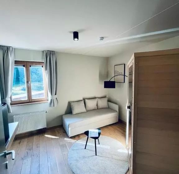 اتاق لوکس با بالکن, La Merveilleuse By Infiniti Hôtel