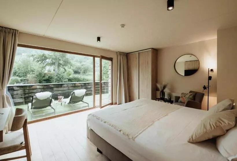 اتاق لوکس با بالکن, La Merveilleuse By Infiniti Hôtel