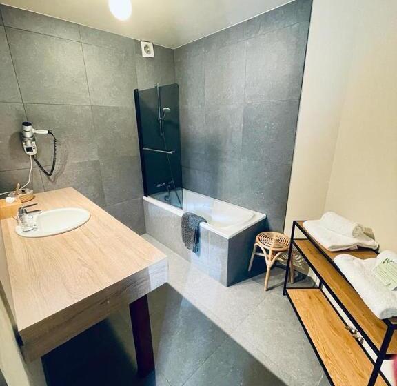 Студия Superior, La Merveilleuse By Infiniti Hôtel