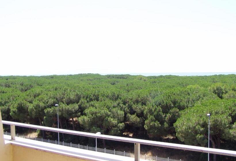 غرفة قياسية ثلاثية مزودة بشرفة, Le Dune