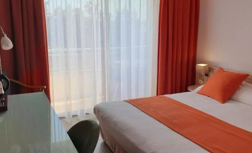 スーペリアールーム, Logis Hôtel & Restaurant Le Fleurance