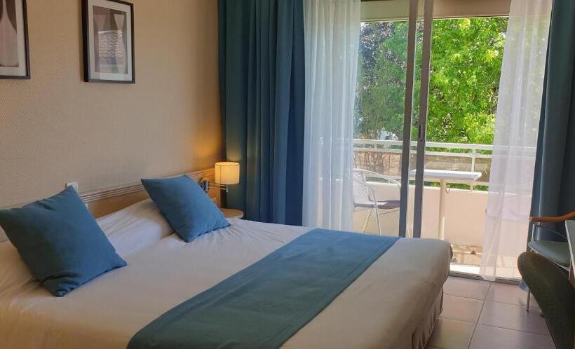 수피리어 룸, Logis Hôtel & Restaurant Le Fleurance