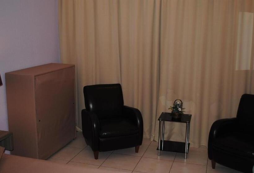 디럭스 룸, Logis Hôtel & Restaurant Le Fleurance