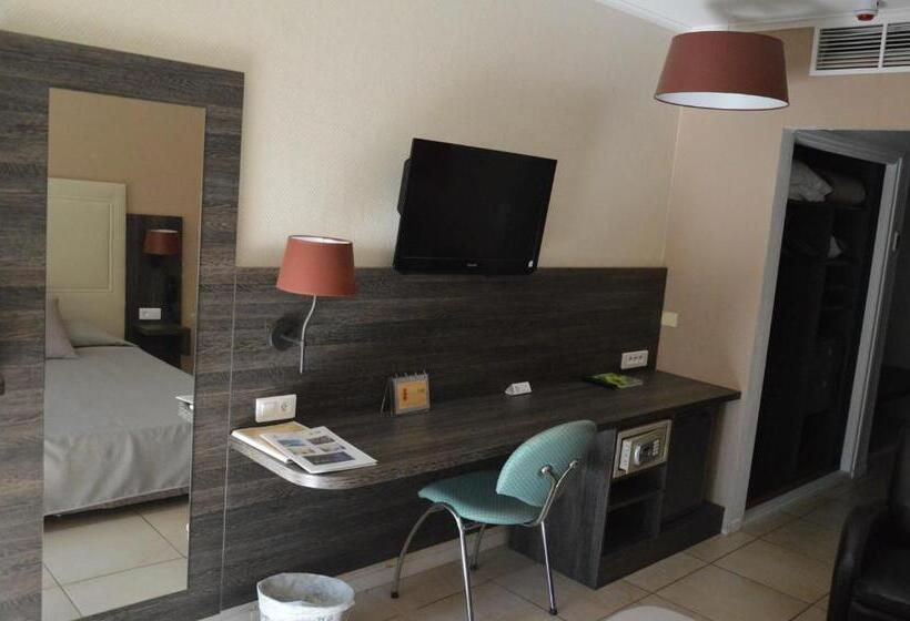 디럭스 룸, Logis Hôtel & Restaurant Le Fleurance