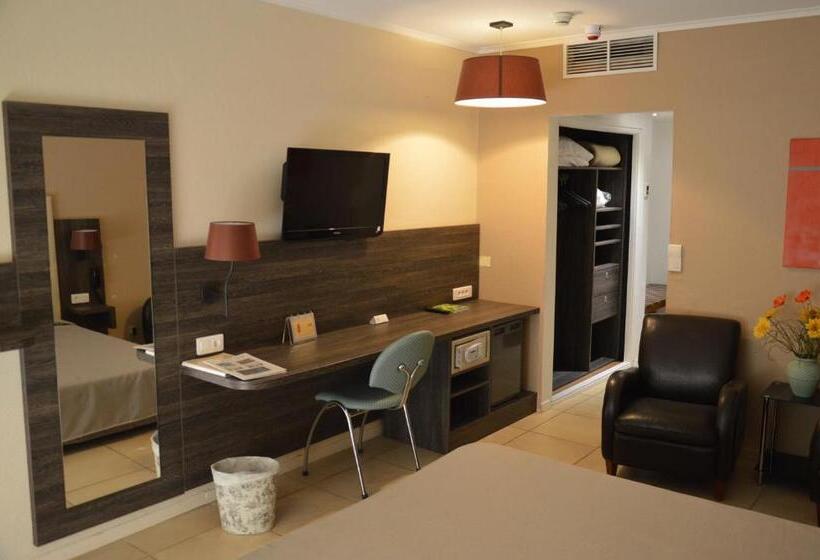 디럭스 룸, Logis Hôtel & Restaurant Le Fleurance