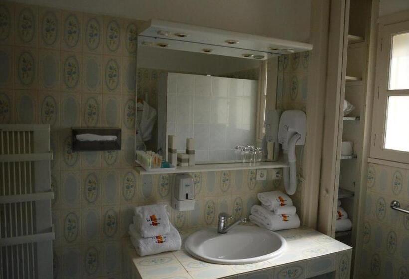 패밀리 룸, Logis Hôtel & Restaurant Le Fleurance