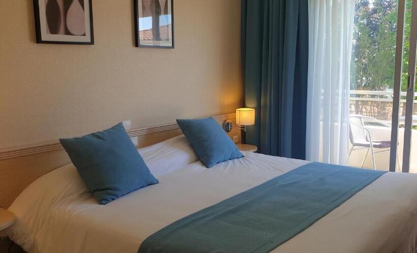 수피리어 룸, Logis Hôtel & Restaurant Le Fleurance