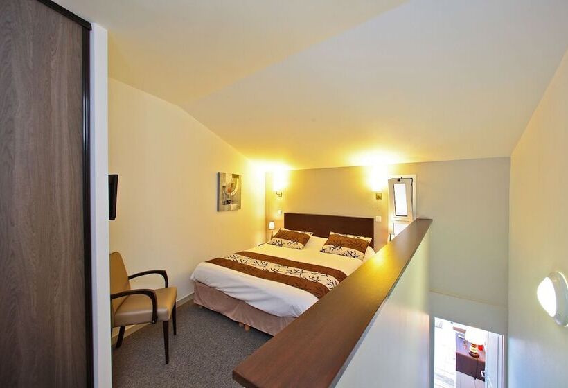 جناح, Logis Hôtellerie Les Brisants , Restaurant J M Perochon