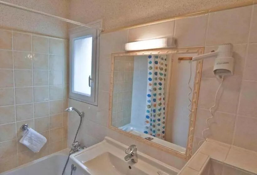 Standard-huone, Les Oliviers