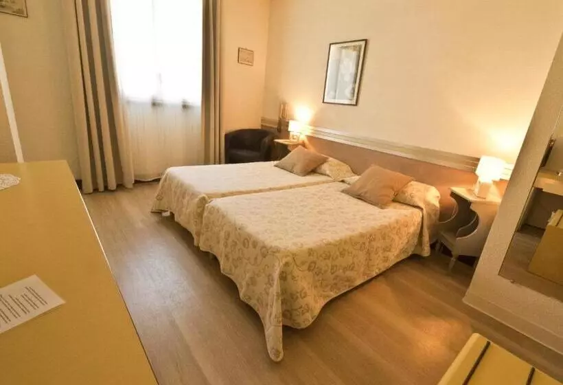 Standard-huone, Les Oliviers