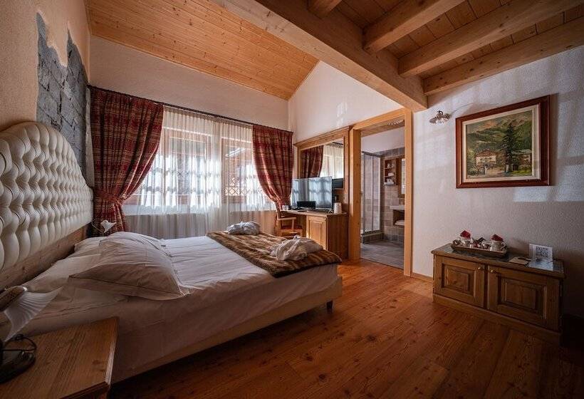 סוויטת ג'וניור, Lo Scoiattolo