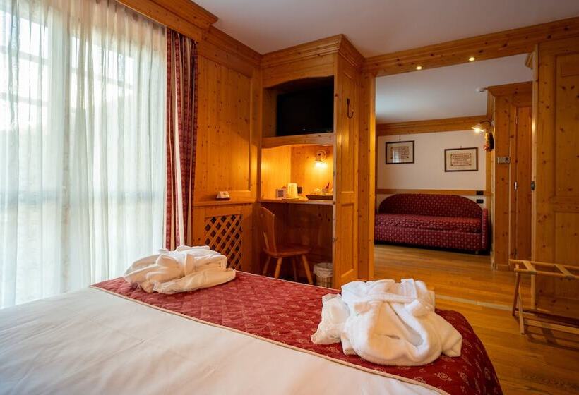 סוויטת ג'וניור, Lo Scoiattolo