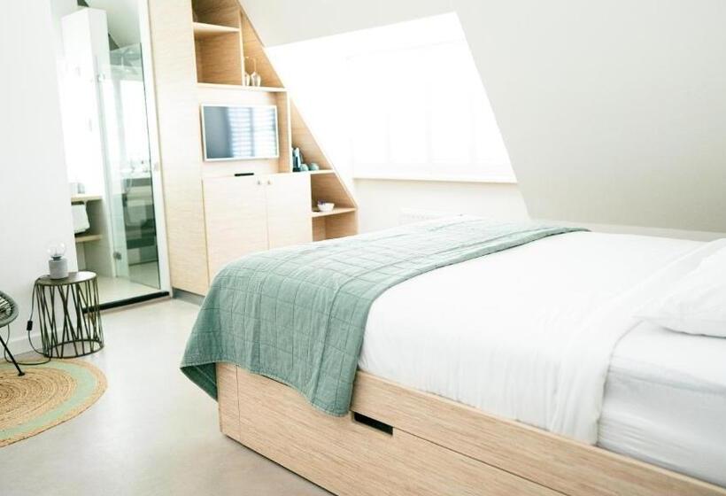 컴포트 스위트, Logement Overzee