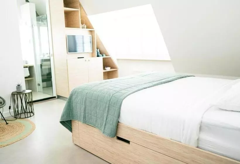 Comfort-sviitti, Logement Overzee